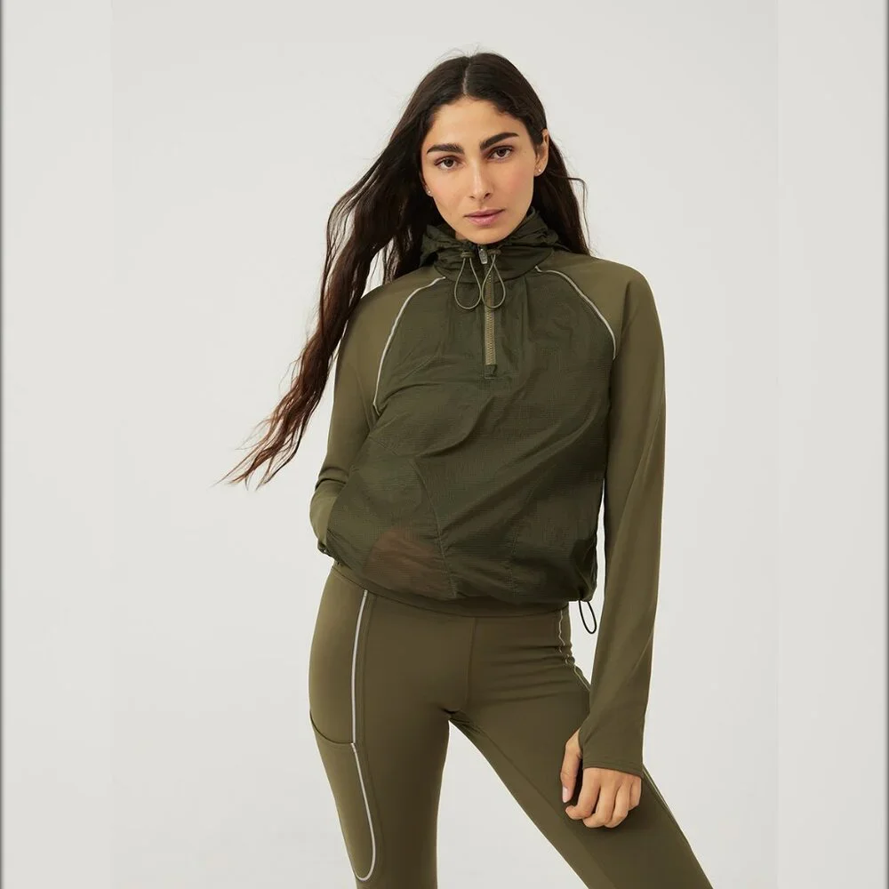 NWT Womens Medium Olive Branch Outdoor Voices Frost/Knit Hoddie. - Picture 1 of 13